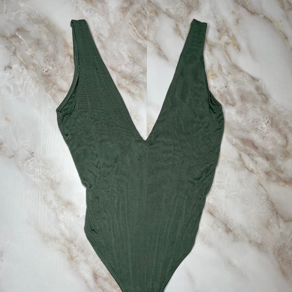 Urban Outfitters Green Plunging Bodysuit (S)